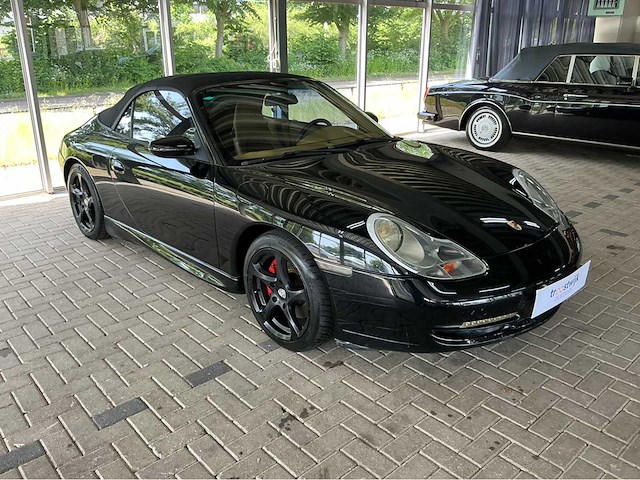 Porsche 911 carrera cabriolet 996 | 3.4 carrera | 2000 | youngtimer | 300 pk | handgeschakeld | btw auto - afbeelding 12 van  33