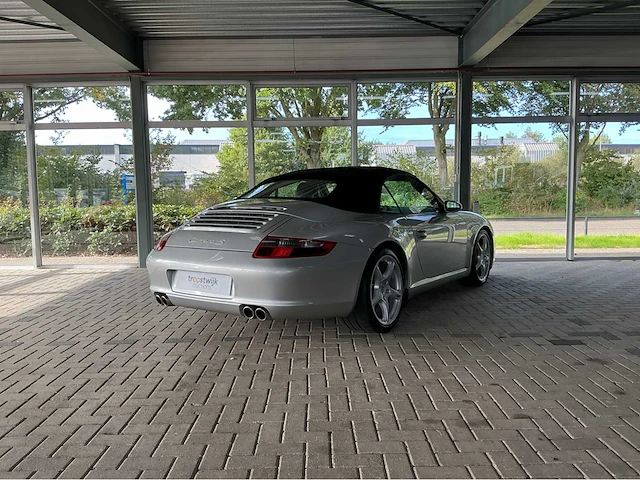 Porsche 911 carrera s cabriolet 997 | 3.8 355 pk | 2006 | youngtimer | 52.070 km | sport chrono | pasm | bose | 19 inch | handgeschakeld | marge auto - afbeelding 8 van  38