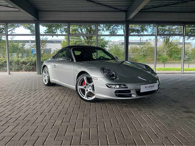 Porsche 911 carrera s cabriolet 997 | 3.8 355 pk | 2006 | youngtimer | 52.070 km | sport chrono | pasm | bose | 19 inch | handgeschakeld | marge auto - afbeelding 35 van  38