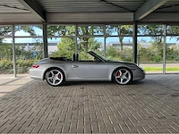 Porsche 911 carrera s cabriolet 997 | 3.8 355 pk | 2006 | youngtimer | 52.070 km | sport chrono | pasm | bose | 19 inch | handgeschakeld | marge auto - afbeelding 37 van  38