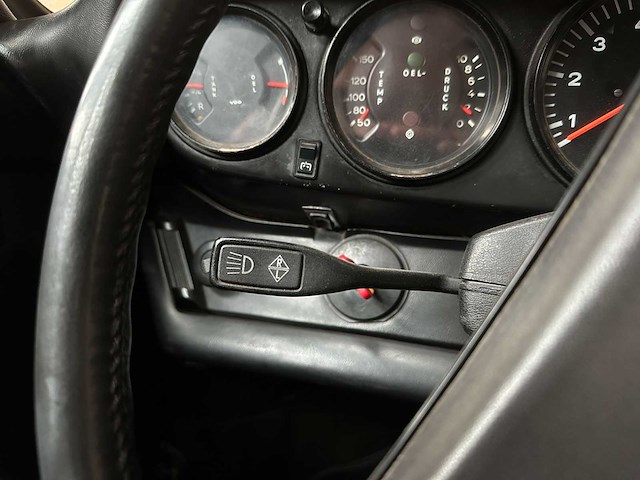 Porsche 911 coupe 2.7 1974 -manual- - afbeelding 22 van  39