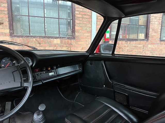Porsche 911 coupe 2.7 1974 -manual- - afbeelding 16 van  38
