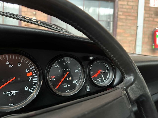 Porsche 911 coupe 2.7 1974 -manual- - afbeelding 20 van  38