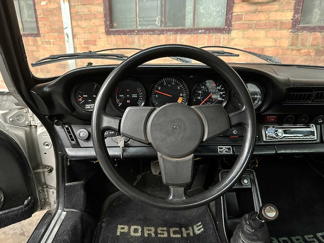 Porsche 911 sc 3.0 1981 - afbeelding 36 van  38