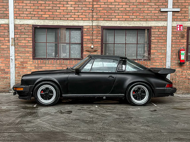 Porsche 911 targa sc 3.0 g-model 155pk 1982 - afbeelding 7 van  38