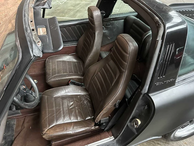 Porsche 911 targa sc 3.0 g-model 155pk 1982 - afbeelding 25 van  38