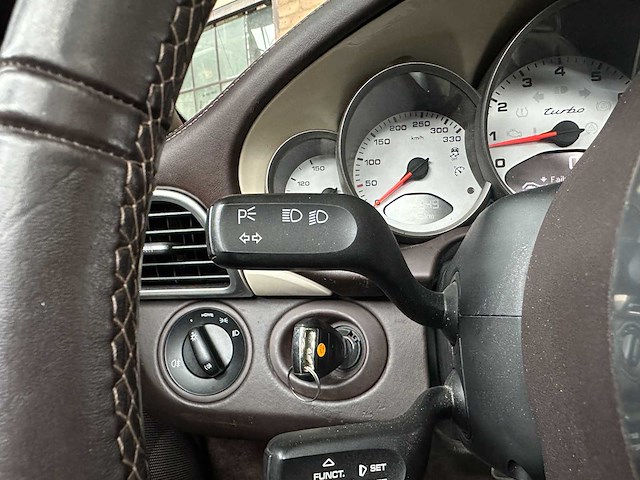Porsche 911 turbo cabriolet 997.2 3.8 tt 500pk 2010 -hardtop- youngtimer (23.000 km) - afbeelding 12 van  40