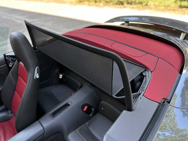 Porsche 911 turbo s cabriolet 991 3.8 6-cilinder cabrio 560pk 2014 (origineel-nl), nl-kenteken - afbeelding 22 van  31