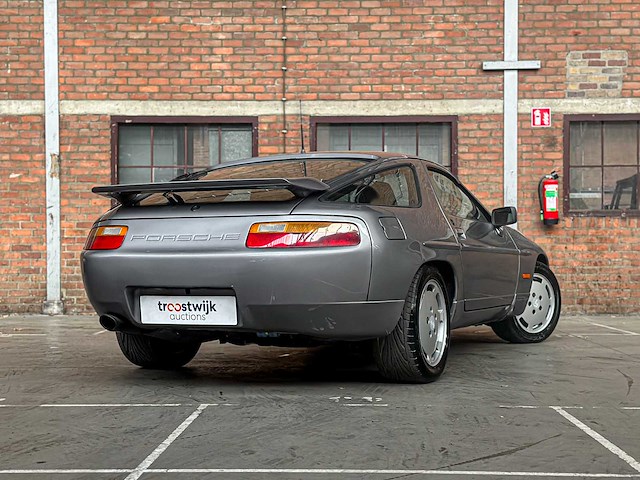 Porsche 928 5.0 v8 4s coupé 320pk 1987, js-rz-33 - afbeelding 2 van  34