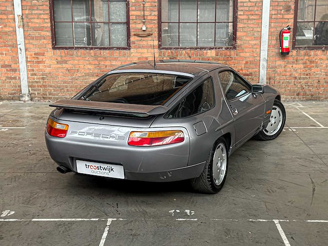 Porsche 928 5.0 v8 4s coupé 320pk 1987, js-rz-33 - afbeelding 3 van  34