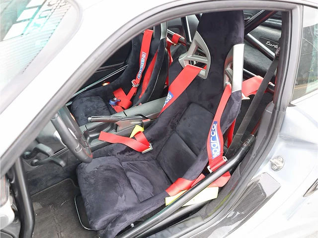 Porsche 996 turbo 3.6 420pk 2001 automaat - afbeelding 4 van  17