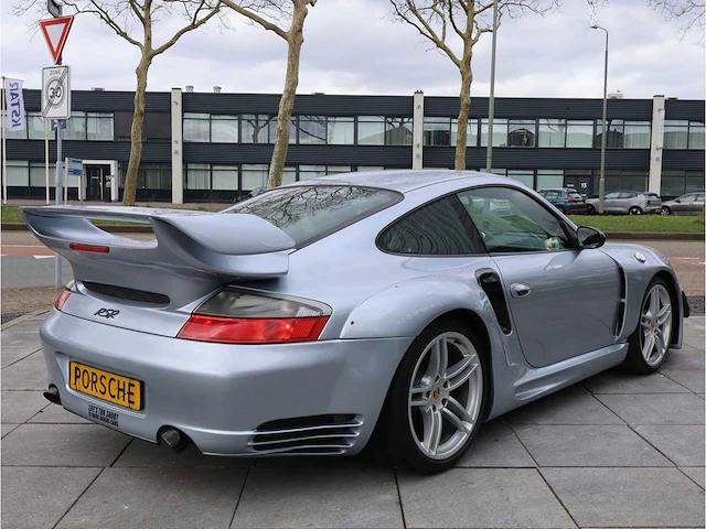 Porsche 996 turbo 3.6 420pk 2001 automaat - afbeelding 10 van  17