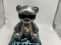 Porsche beer sculptuur - afbeelding 2 van  13