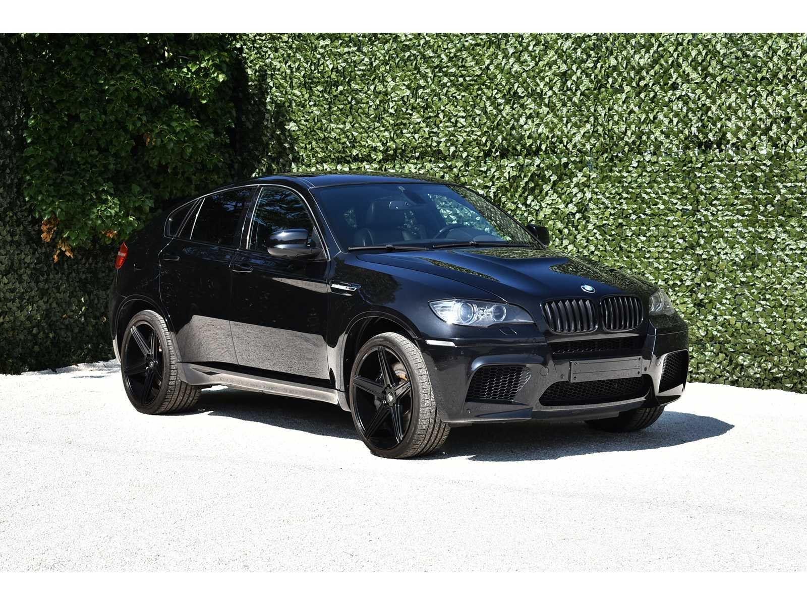 Porsche, bmw, mercedes-benz en jaguar: luxe auto's en sportwagens