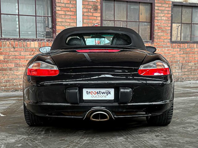 Porsche boxster 2.7 220pk 2004 -youngtimer- - afbeelding 2 van  29