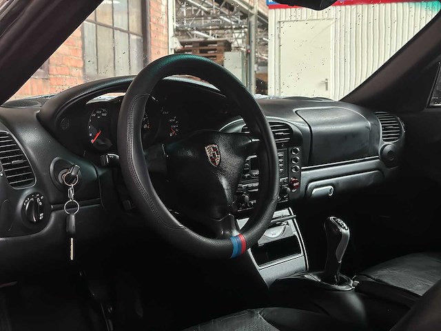 Porsche boxster 2.7 220pk 2004 -youngtimer- - afbeelding 4 van  29