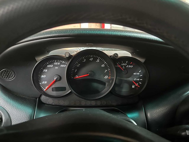 Porsche boxster 2.7 220pk 2004 -youngtimer- - afbeelding 10 van  29