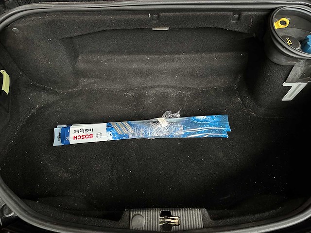 Porsche boxster 2.7 220pk 2004 -youngtimer- - afbeelding 17 van  29