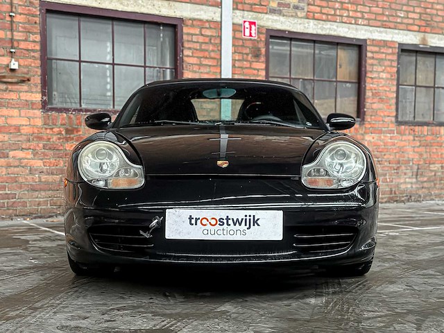 Porsche boxster 2.7 220pk 2004 -youngtimer- - afbeelding 25 van  29