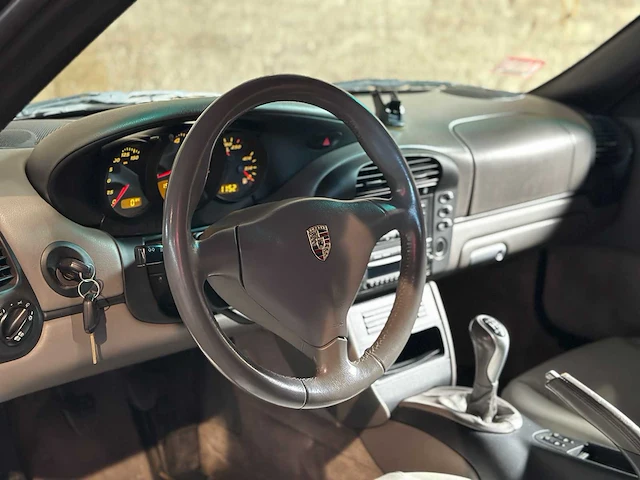 Porsche boxster 2.7 220pk 2004 - afbeelding 10 van  36