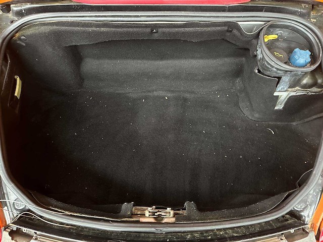 Porsche boxster 2.7 231pk 2003 facelift youngtimer - afbeelding 19 van  30