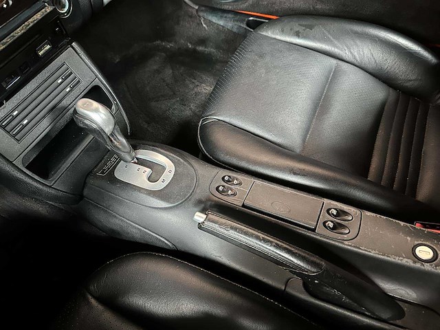 Porsche boxster 2.7 231pk 2003 facelift youngtimer - afbeelding 13 van  27