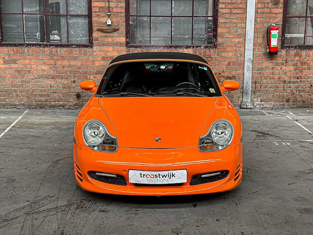 Porsche boxster 2.7 231pk 2003 facelift youngtimer - afbeelding 24 van  27