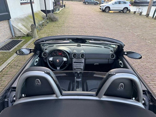 Porsche boxster 2.7 handgeschakeld 0908 - afbeelding 10 van  17