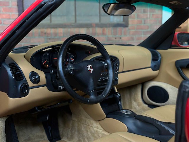 Porsche boxster 986 2.5 204pk 1999 youngtimer - afbeelding 19 van  38
