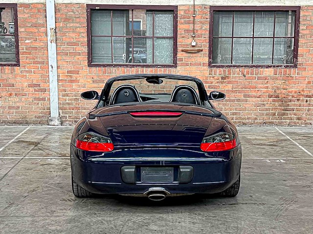 Porsche boxster 986 2.7 220pk 2000 youngtimer - afbeelding 4 van  32