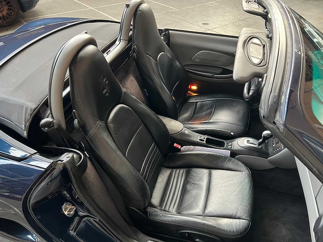 Porsche boxster 986 2.7 220pk 2000 youngtimer - afbeelding 19 van  28