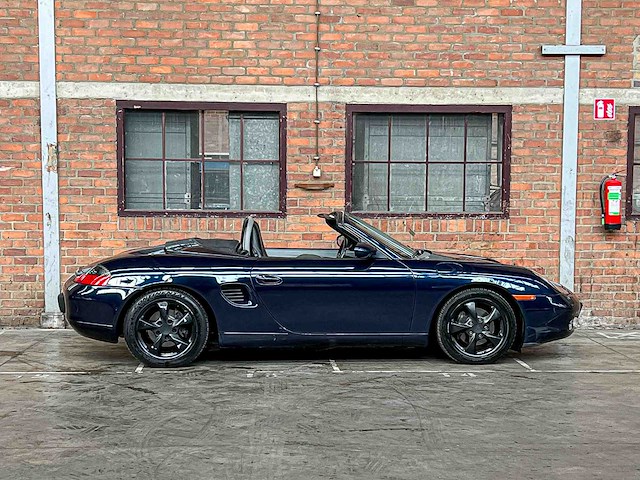Porsche boxster 986 2.7 220pk 2000 youngtimer - afbeelding 31 van  32