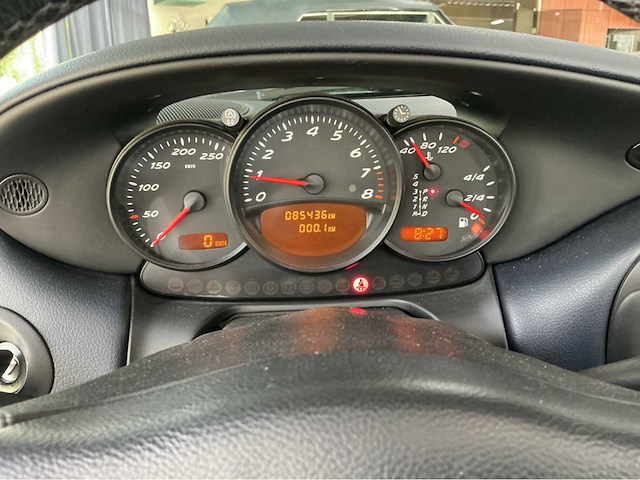 Porsche boxster 986 2.7 220pk 2001 youngtimer 86.000km - afbeelding 7 van  7