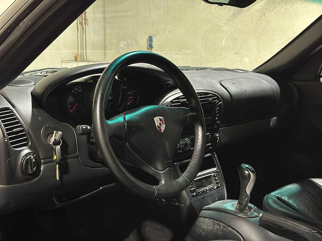 Porsche boxster 986 2.7 220pk 2001 youngtimer - afbeelding 12 van  27