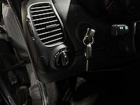 Porsche boxster 986 2.7 220pk 2001 youngtimer - afbeelding 24 van  27