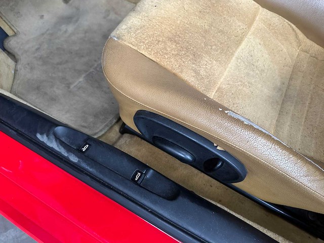 Porsche boxster 986 2.7 220pk 2004 -facelift- youngtimer - afbeelding 31 van  35