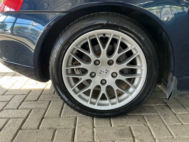 Porsche boxster 986 | 2.7 zescilinder boxer | 220 pk | 2000 | youngtimer | 17 inch sportclassic wielen | cruise control | btw auto - afbeelding 26 van  29