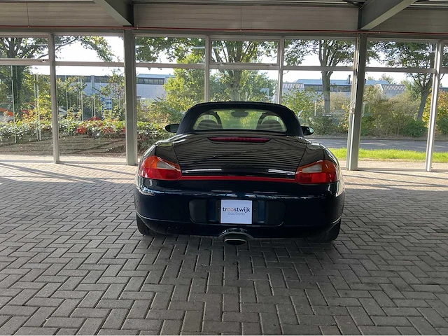 Porsche boxster 986 | 2.7 zescilinder boxer | 220 pk | 2000 | youngtimer | 17 inch sportclassic wielen | cruise control | btw auto - afbeelding 28 van  29