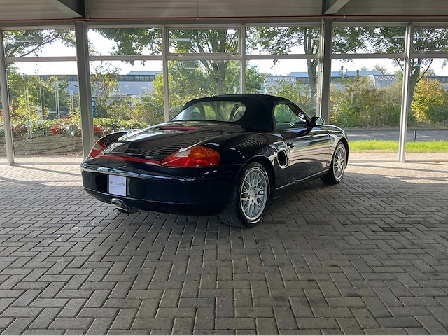 Porsche boxster 986 | 2.7 zescilinder boxer | 220 pk | 2000 | youngtimer | 17 inch sportclassic wielen | cruise control | btw auto - afbeelding 29 van  29