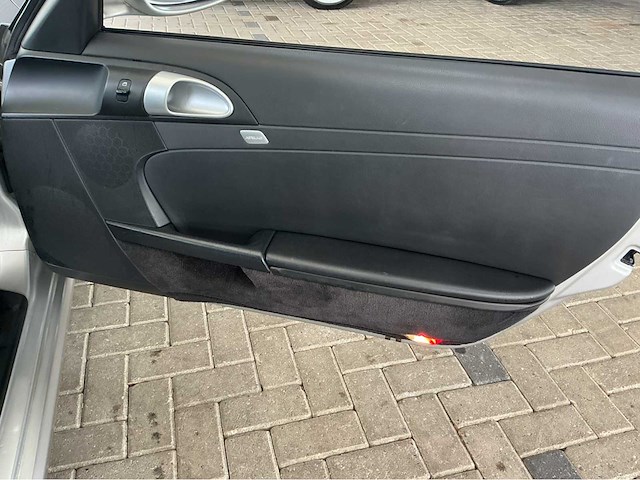 Porsche boxster 987 | 2.7 | 2007 | youngtimer | 245 pk | handgeschakeld | btw auto - afbeelding 16 van  24