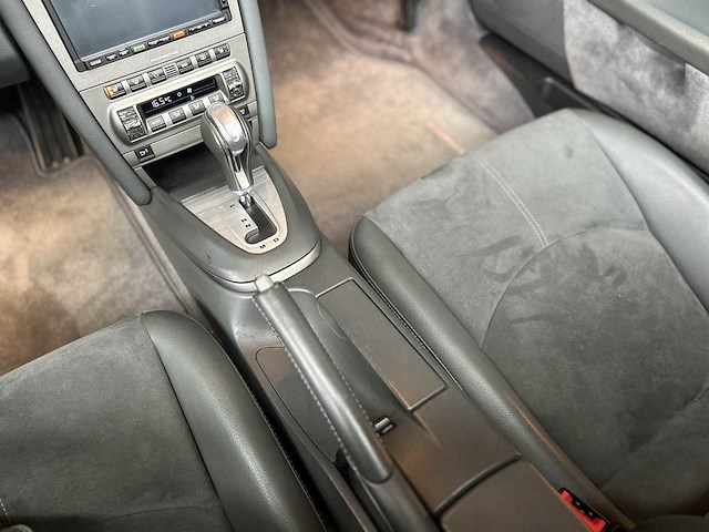 Porsche boxster 987 2.7 245pk 2005 -youngtimer- - afbeelding 22 van  37