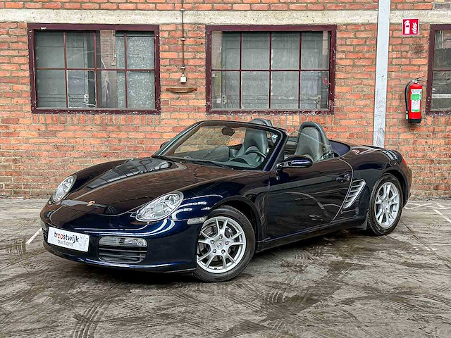 Porsche boxster 987 2.7 245pk 2005 -youngtimer- - afbeelding 32 van  37
