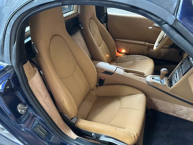 Porsche boxster 987 2.7 245pk 2005 -youngtimer- - afbeelding 27 van  34