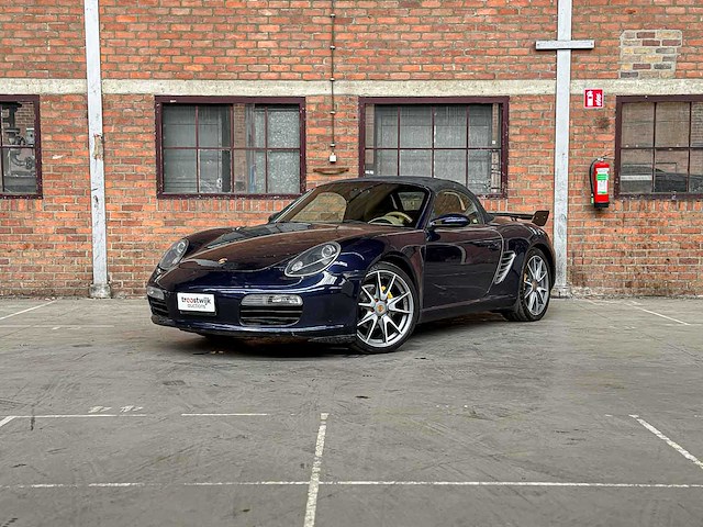 Porsche boxster 987 2.7 245pk 2005 -youngtimer- - afbeelding 2 van  2