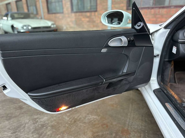 Porsche boxster 987 2.7 245pk 2008 -youngtimer- - afbeelding 25 van  37