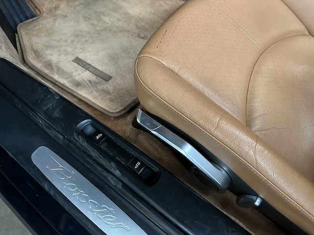 Porsche boxster 987 2.7 245pk 2008 youngtimer - afbeelding 15 van  35