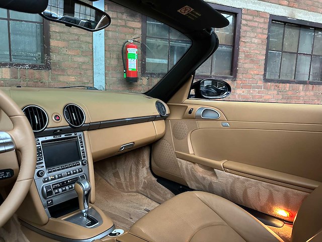 Porsche boxster 987 2.7 245pk 2008 youngtimer - afbeelding 13 van  34