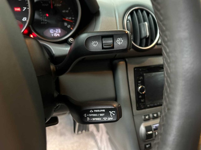 Porsche boxster 987 2.7 245pk 2009 youngtimer - afbeelding 24 van  27