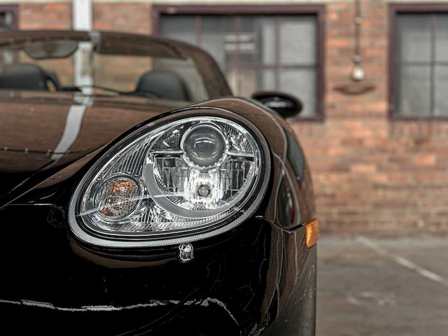 Porsche boxster 987 3.2 280pk 2005 -youngtimer- - afbeelding 16 van  17