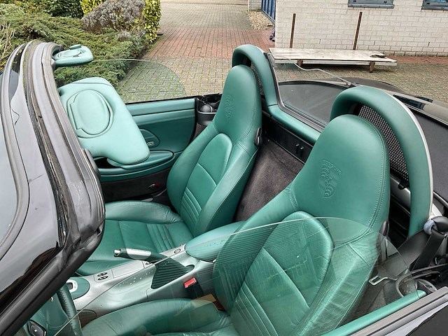Porsche boxster s 3.2 personenauto - afbeelding 21 van  35